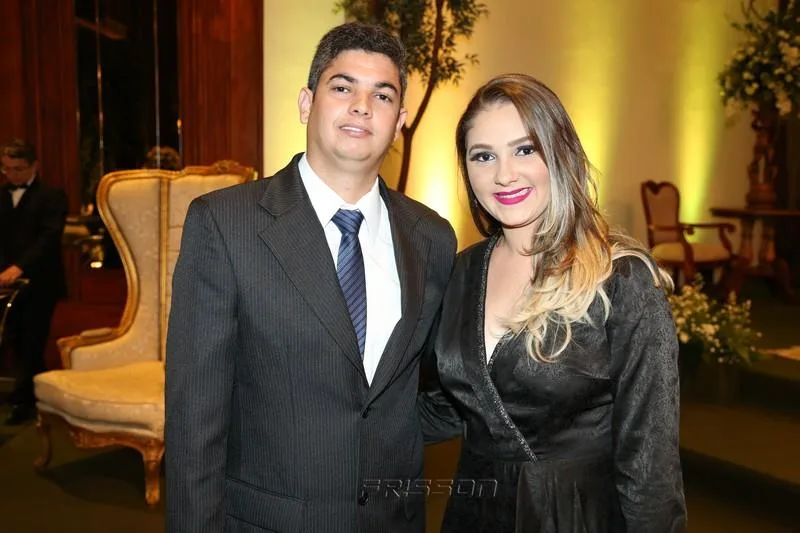 Adriano Bezerra e Jaiara Queiroz