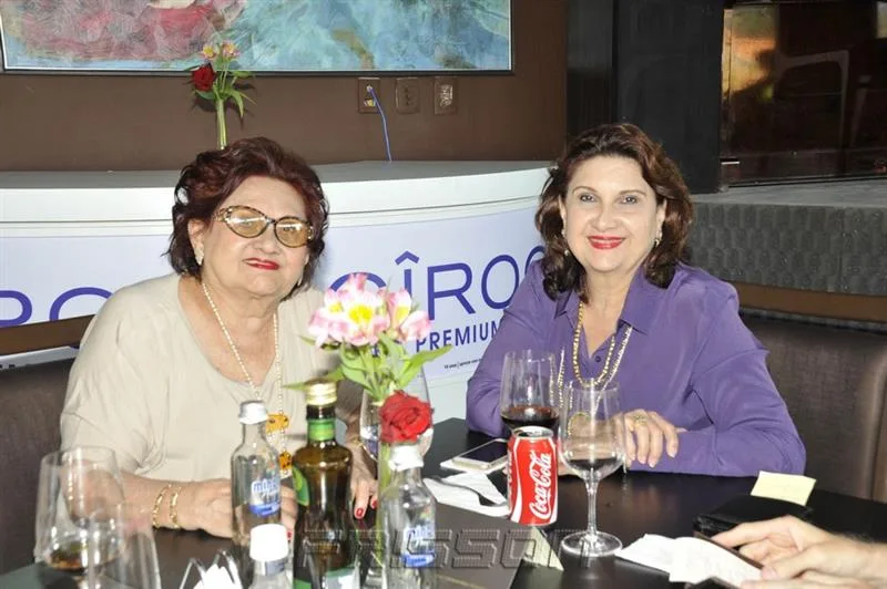Cléa Queiroz Leite e Mona Lisa Gentil