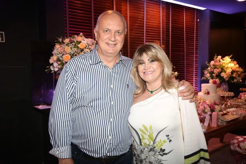 Antonino e Jaqueline Gomes