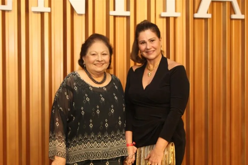 Aurideia Gualberto e Karla Siqueira