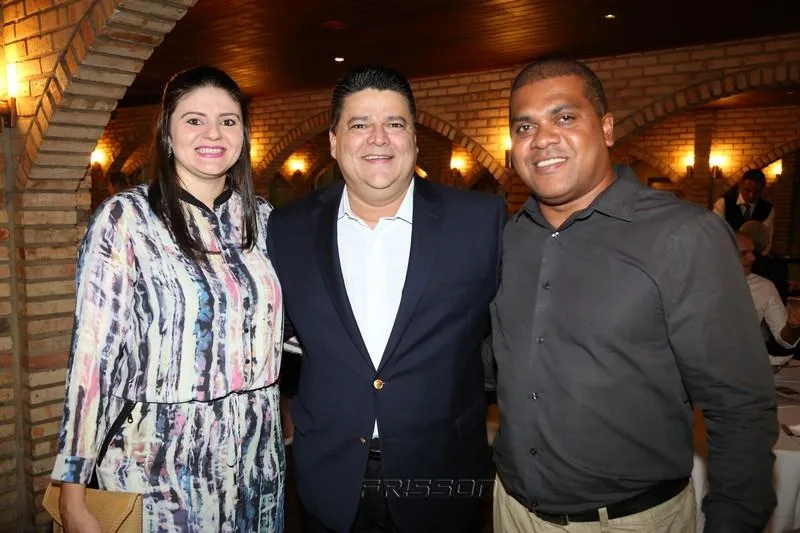 Carla Carneiro, Colombo Cialdini e Cláudio Santos