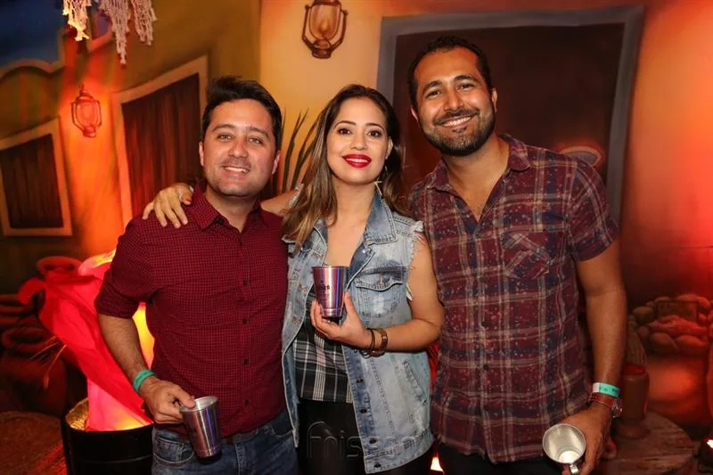 Alan Seabra, Daniella Cunha e Jenivan Silva