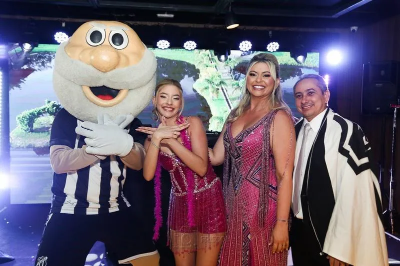 15 Anos de Maria Eduarda Machado