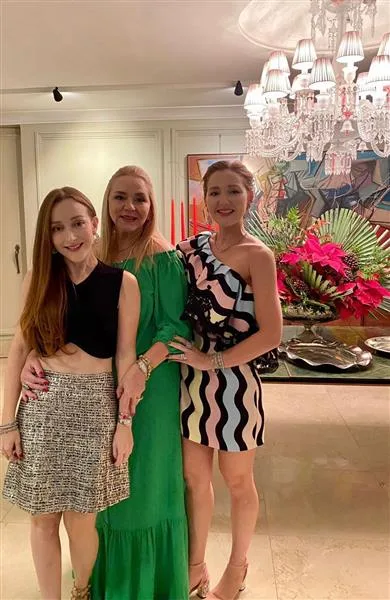 Mariah, Sandra Fujita e Larissa