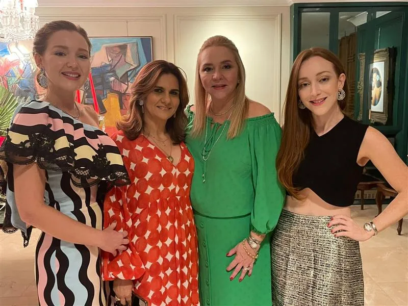 Larissa Fujita, Najla Corrêa, Sandra Fujita e Mariah Fujita