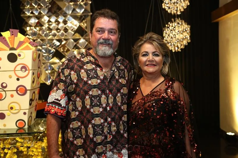 Adilson Azevedo e Lucira Melo