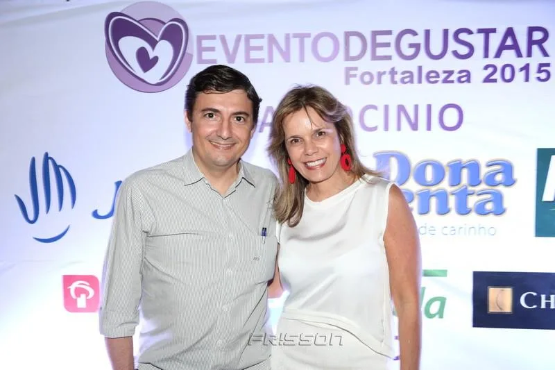 Alex Rabelo e Márcia Costa