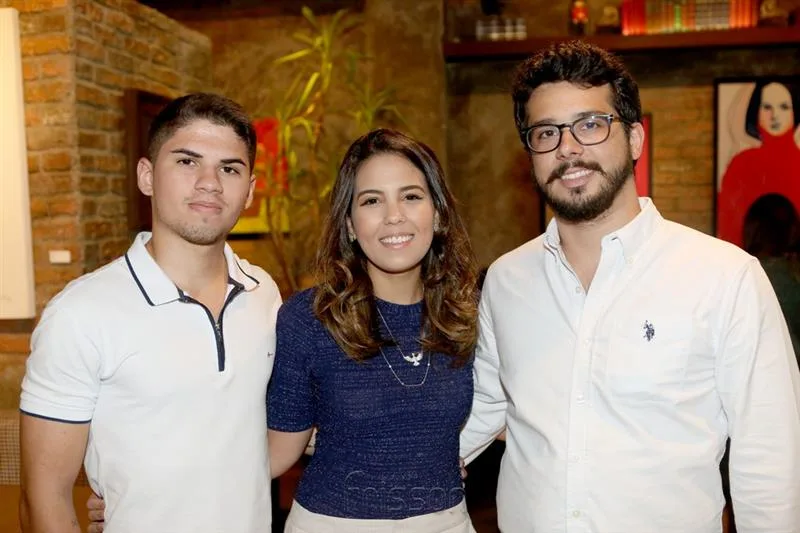 Iago Santos Viana, Marcela Abreu e Rafael Fujita