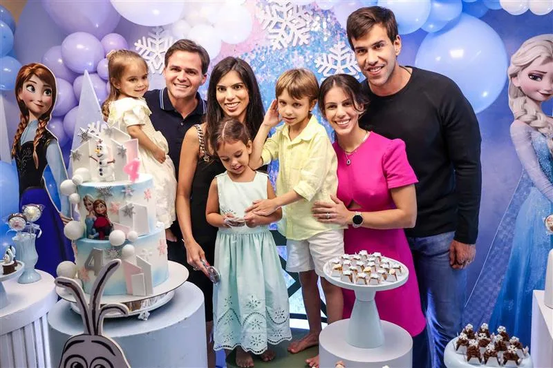 Aniversário Sara Rolim