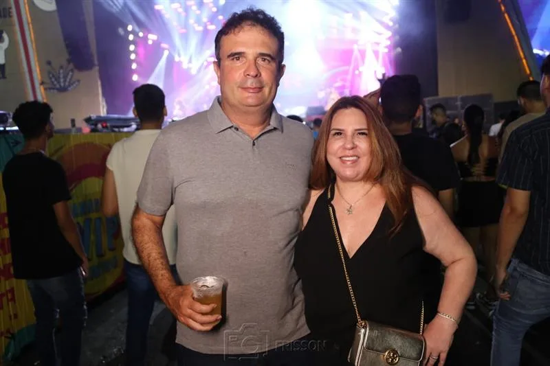 Armando e Geisa Praça