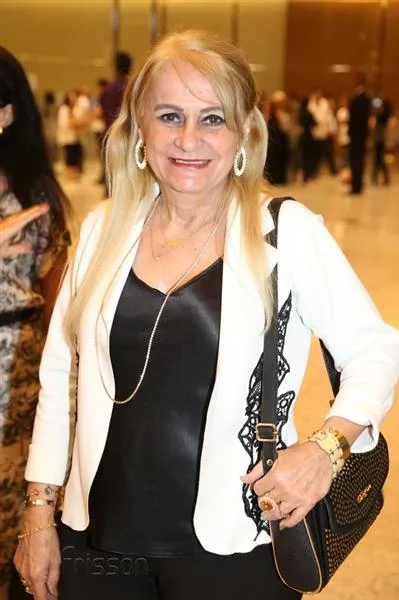 Angela Nobrega