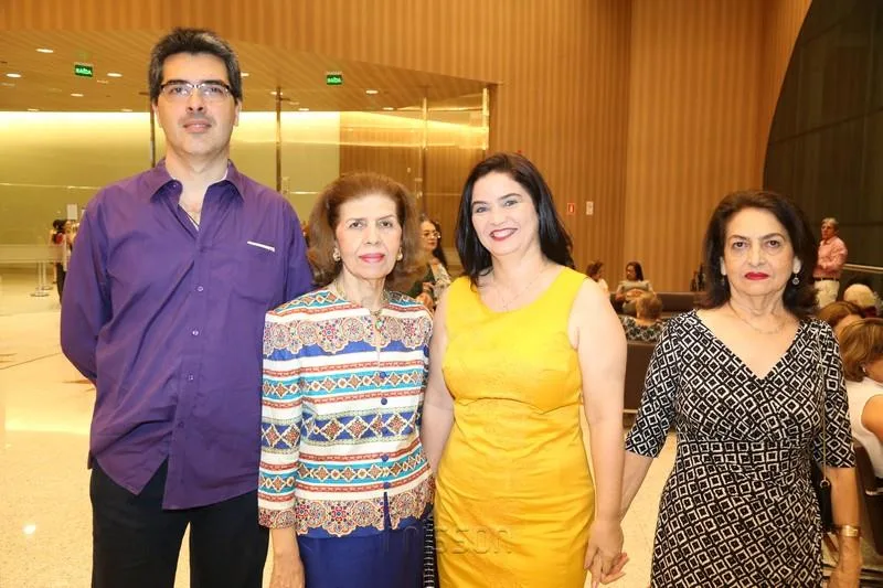 Gustavo e Neda Gonçalves, Lisandra e Solange Cunha