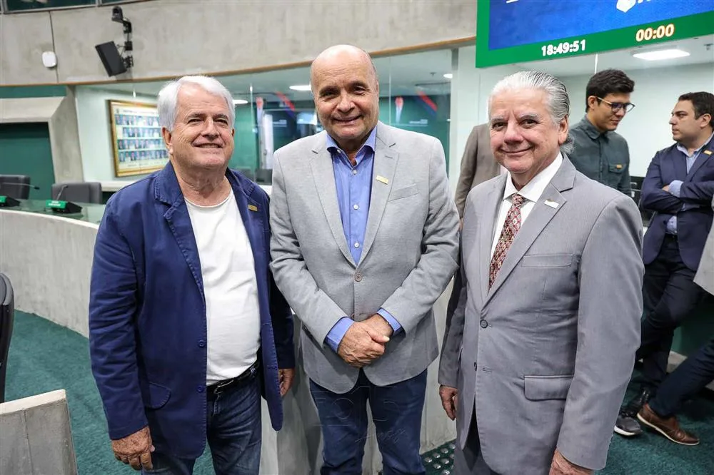 Antunes Mota, Fernando Cirino Gurgel e Chico Esteves