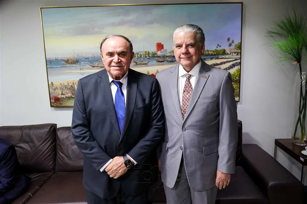 Cristiano Peixoto Maia e Chico Esteves