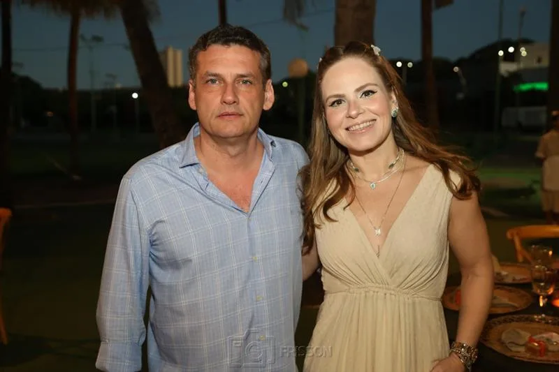 Alexandre Aderaldo e Priscila Farias