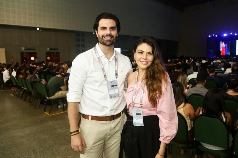 Allison Francioni e Paola Macedo