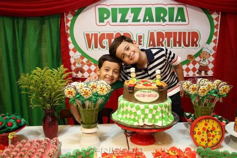 Arthur e Victor Barroso