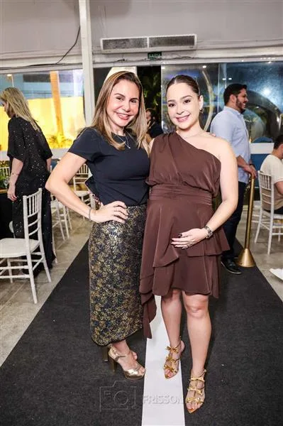 Adriana Queiroz e Luiza Helena Gazzineo