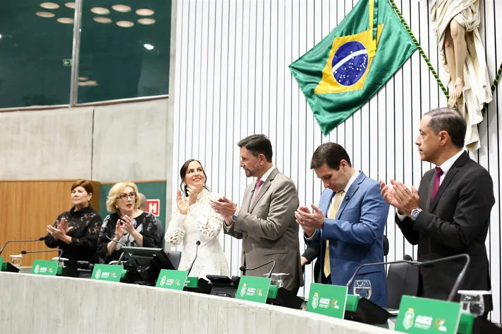 Entrega da Medalha Herbert de Souza para Lia de Freitas