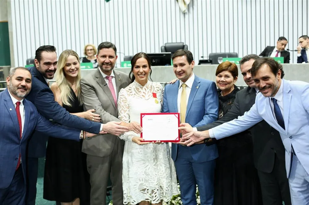Entrega da Medalha Herbert de Souza para Lia de Freitas