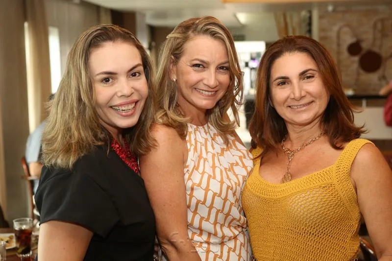 Camilla Barroso, Louise Santos e Audeisa Moura