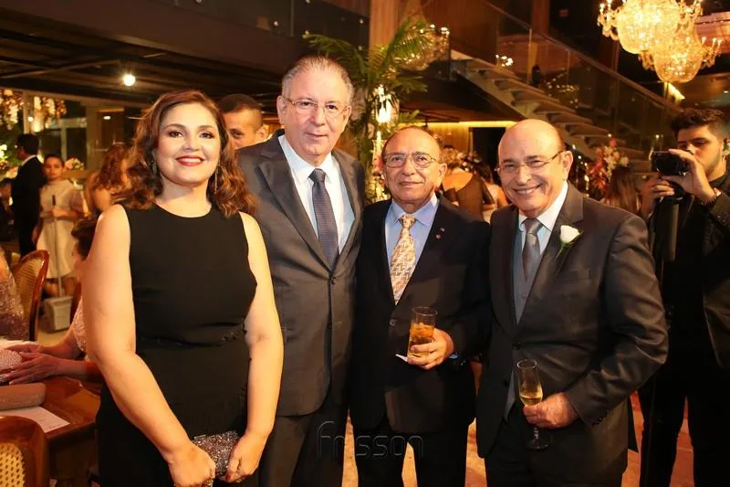 Casamento de Mariana Montenegro e Tarcísio Catunda