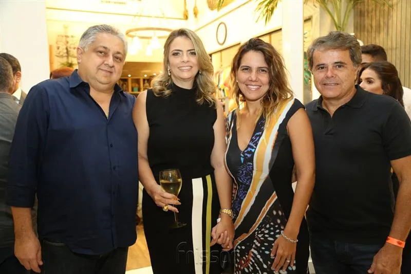 Adriano, Tais Pinto, Ana Carolina Fontenele e Ivan Bezerra