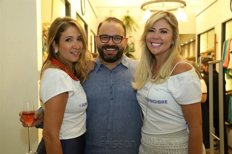 Daniela Holanda, Victor Costa e Patricia Dias