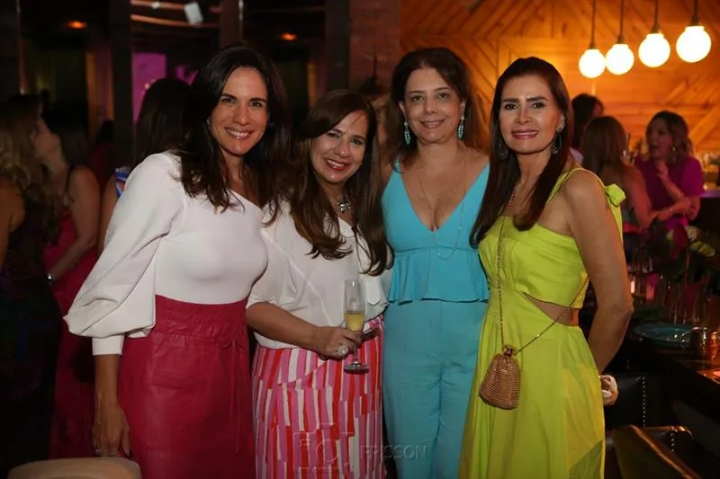 Ana Virgínia Martins, Martinha Assunção, Cláudia Gradvohl e Lorena Pouchain