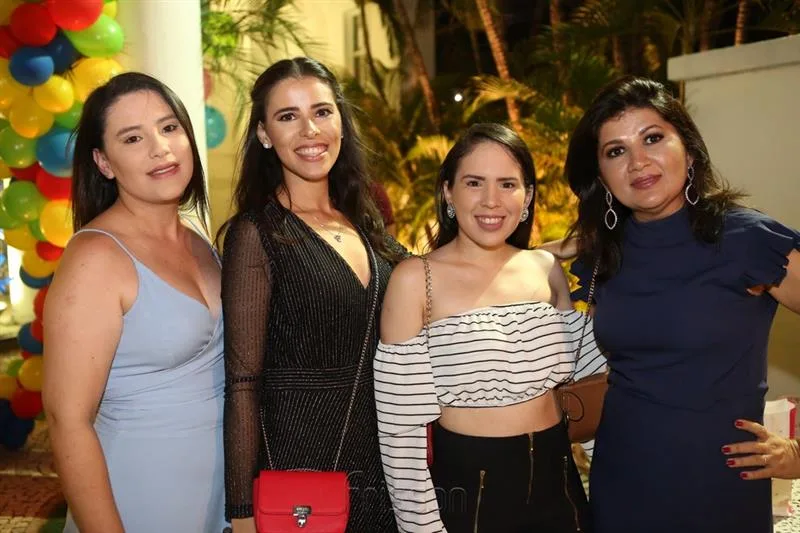 Carol Ribeiro, Carla Regia, Sara Cristina e Cristina Ribeiro
