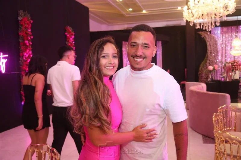 Amanda Albuquerque e Dinho Mota
