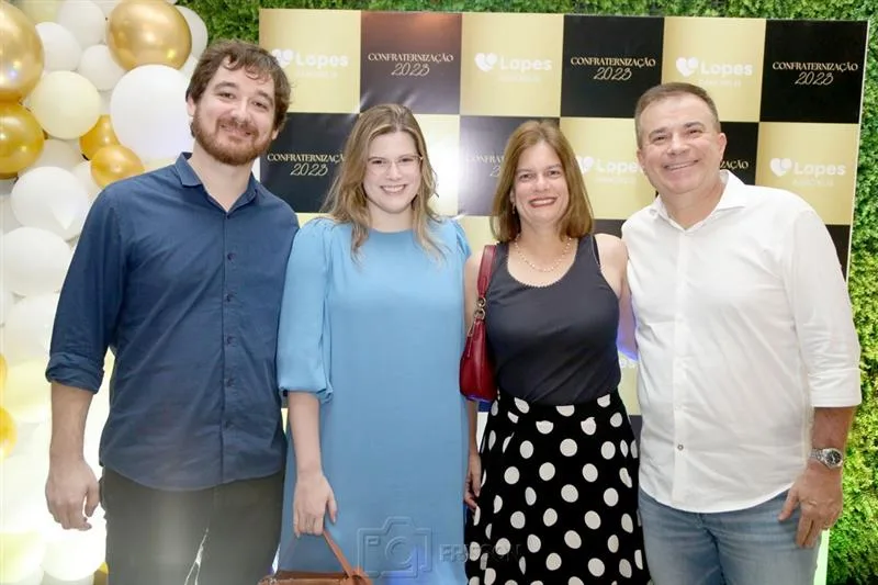 Antônio, Ana Maria, Luciana e Ricardo Bezerra