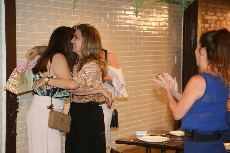 Aniversário Surpresa de Chrystiane Figueiredo