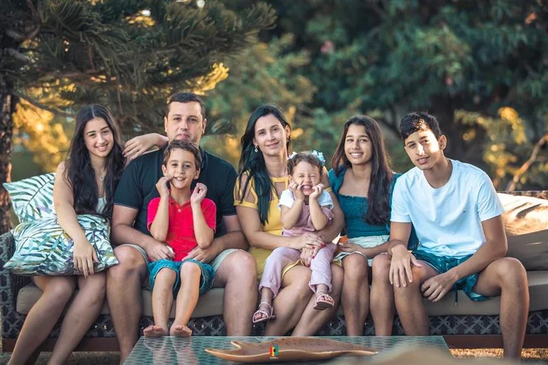 Maria Beatriz com pais e irmãos