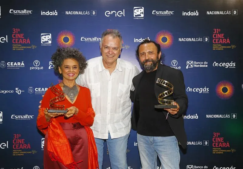 Marta Aurélia, Wolney Oliveira e Halder Gomes._Chico Gadelha