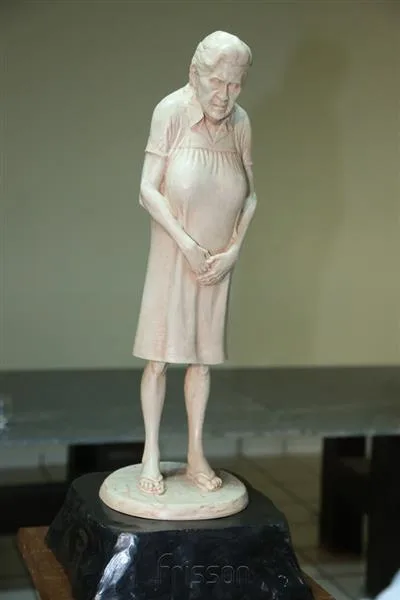 Exposição a um palmo do artista Assis Filho