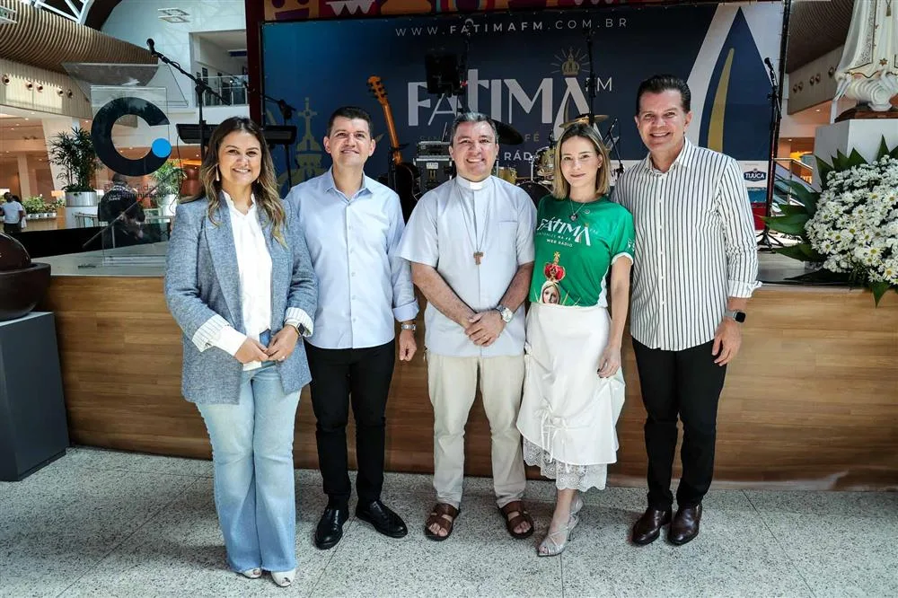 Andressa, Ronaldo Martins, Padre Vanderlúcio Souza, Gaida Dias e Gustavo Serpa