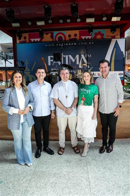 Andressa, Ronaldo Martins, Padre Vanderlúcio Souza, Gaida Dias e Gustavo Serpa