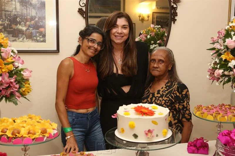 Ângela Alves, Régia Pontes e Iracema Borges
