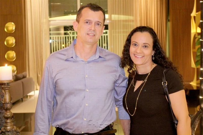 Alvaro Timbo e Danielle Arruda
