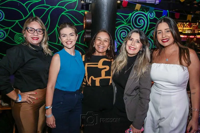 Denise Aragão, Priscila Girão, Aparecida Menezes, Cida Vasconcelos e Beatriz Carvalho
