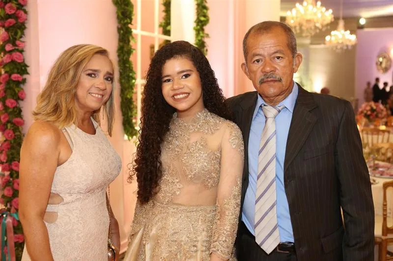 Antonia, Maria Clara Miranda e Francisco Pessoa