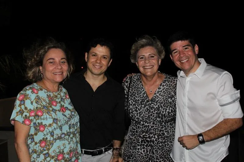Ana, Ewerton Rodrigues, Vera Silva e Helrson Dias