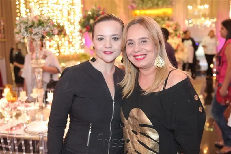 Amanda Arruda e Regina Holanda