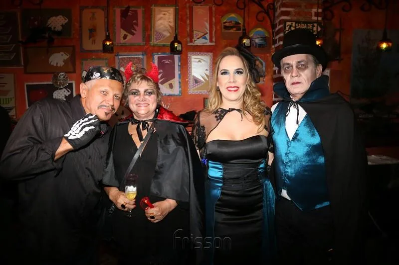 Antonio e Vera Costa, Luciana e Alfredo Pearce