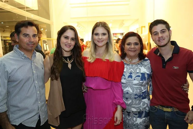 Airton, Clarissa Caracas, Carol, Fatima Ciarlini e Guilherme Caracas