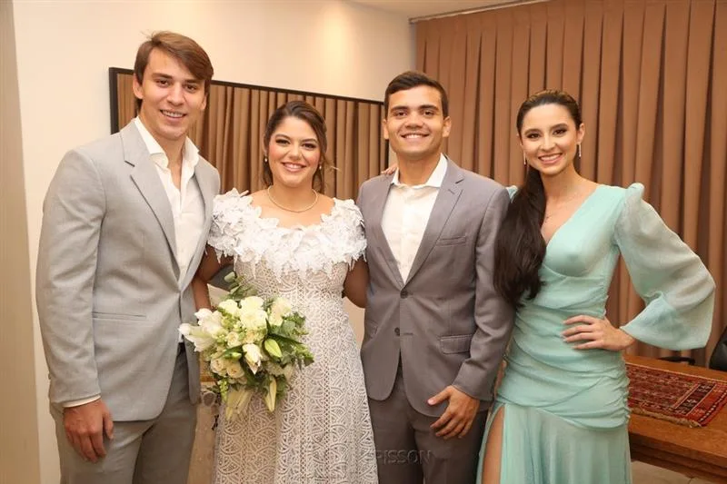 Victor Hugo, Bia Alves e Fred Perboyre, Lara Nóbrega