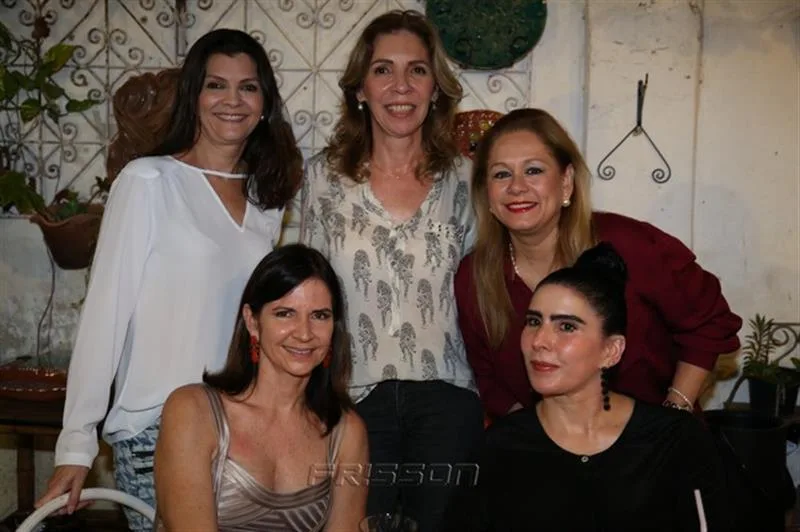 Liliana de Paula, Cristine Basto, Mônica Studart, Sarah Philomeno e Silvana Reis