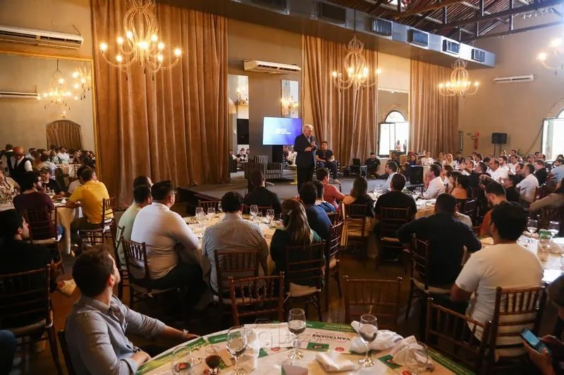 Almoço CDL Jovem com Deusmar Queirós