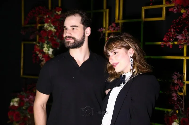 Raphael Neves e Maria Dias